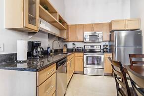 Historic Loft Retreat With Pool