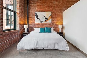 Historic Loft Retreat With Pool