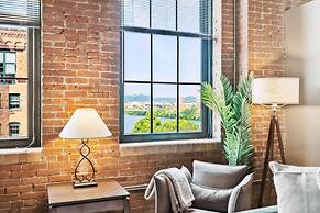 Historic Loft Retreat With Pool