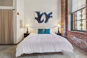 Historic Loft Retreat With Pool