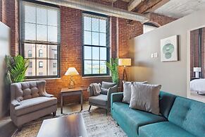 Historic Loft Retreat With Pool