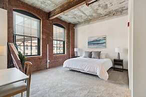 Historic Loft Retreat With Pool