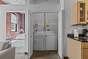 Historic Loft Retreat With Pool