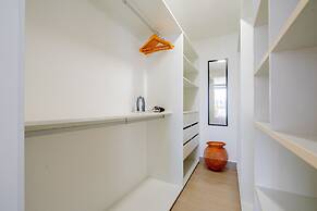 San Francisco by Wynwood House