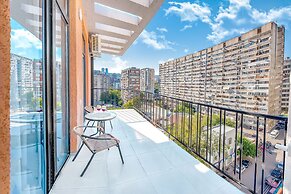 H&B apartments Chikovani