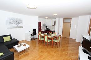 Apartment Mladen