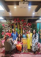 Royal Rawal - Luxury Boutique Hotel