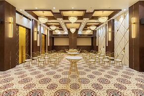 Royal Rawal - Luxury Boutique Hotel