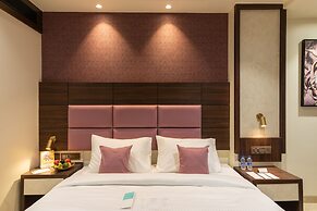 Royal Rawal - Luxury Boutique Hotel