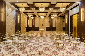 Royal Rawal - Luxury Boutique Hotel