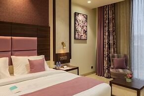 Royal Rawal - Luxury Boutique Hotel