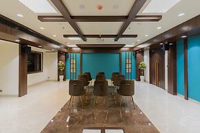 Royal Rawal - Luxury Boutique Hotel