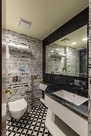 Royal Rawal - Luxury Boutique Hotel