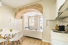 Metropolitan Lisbon Janelas Verdes