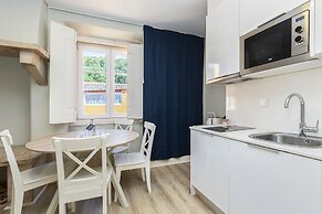 Metropolitan Lisbon Janelas Verdes