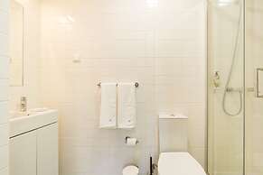 Metropolitan Lisbon Janelas Verdes