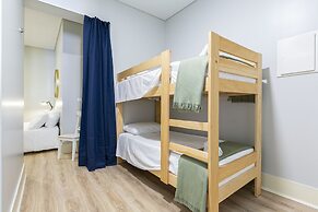 Metropolitan Lisbon Janelas Verdes