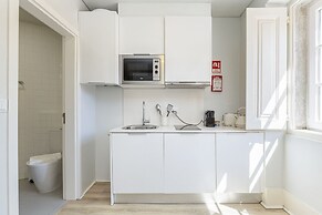 Metropolitan Lisbon Janelas Verdes