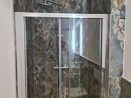 Allegra Viareggio Appartamento & Affittacamere Guest house