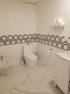 7 BR- Sleeps 15! Celebrity Villa! Great Rates by YouRent!