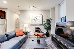 Distinguished Apartment Rooftop Deck