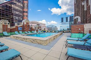 Distinguished Apartment Rooftop Deck