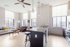 Distinguished Apartment Rooftop Deck