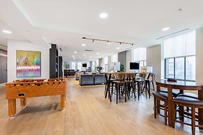 Distinguished Apartment Rooftop Deck