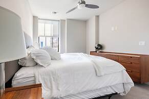 Distinguished Apartment Rooftop Deck