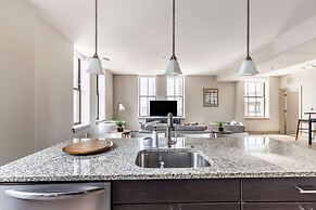 Distinguished Apartment Rooftop Deck