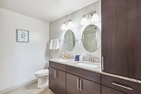 Distinguished Apartment Rooftop Deck