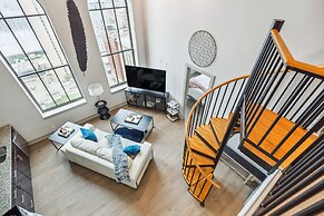 Distinguished Apartment Rooftop Deck