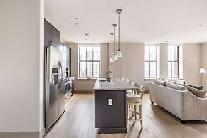 Distinguished Apartment Rooftop Deck