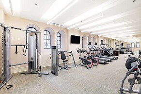 Distinguished Apartment Rooftop Deck