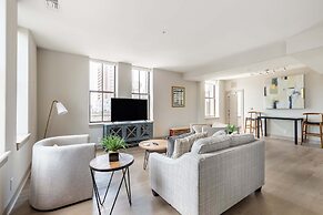 Distinguished Apartment Rooftop Deck