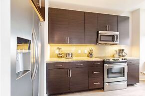 Distinguished Apartment Rooftop Deck