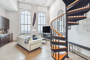 Distinguished Apartment Rooftop Deck