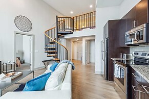 Distinguished Apartment Rooftop Deck