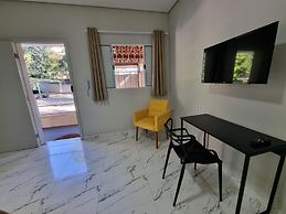 Casa Jardim Studios