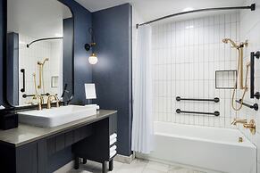 The Hoffmann Hotel Basalt Aspen, Tapestry Collection By Hilton