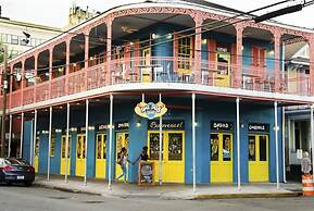 7 BR-Sleeps 15! Famous Lakefront by YouRent!