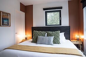 Hemlock Hangout By Revelstoke Vacations