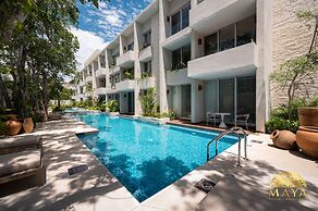 NHOA 207B Lux 1BR Condo Pool View in Aldea Zama