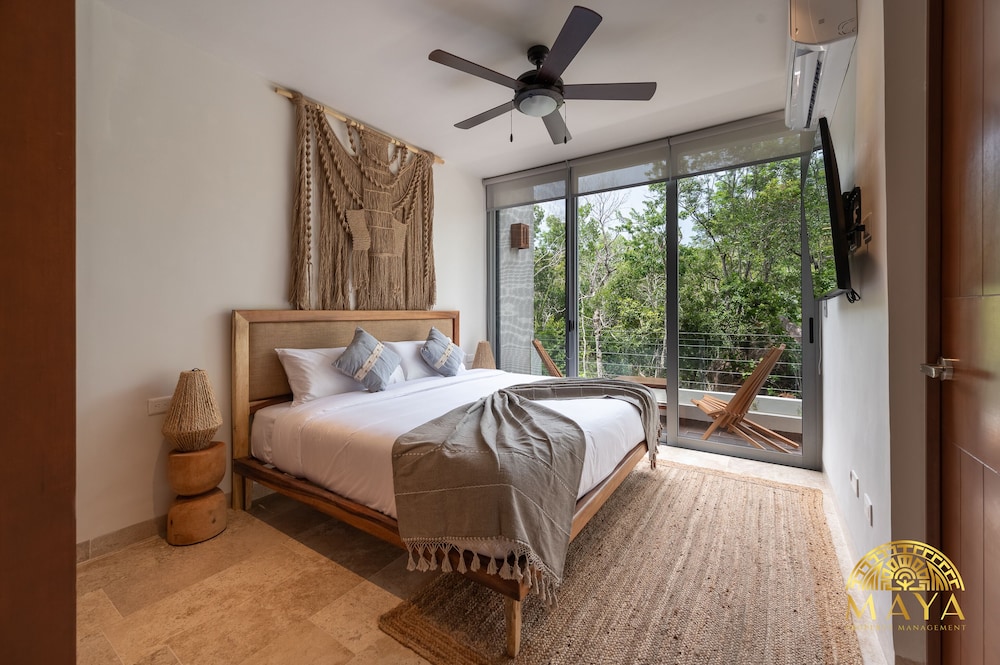 NHOA 207B Lux 1BR Condo Pool View in Aldea Zama