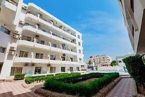 Al makramia compound