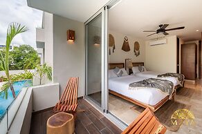 NHOA 207A Lux 2BR Condo Pool View in Aldea Zama