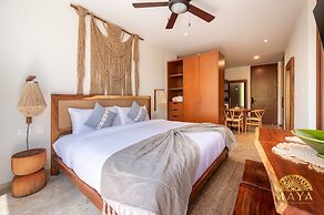 NHOA 207A Lux 2BR Condo Pool View in Aldea Zama