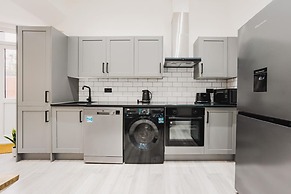 Modern 2 bed Apartment Near Wembley Stadium