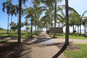 City Centre Unit on The Esplanade