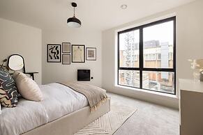 The Wembley Hideout - Stylish 2bdr Flat With Balcony